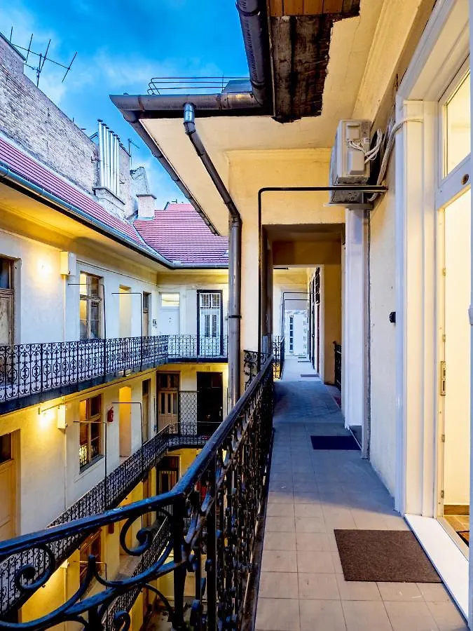 Gogol Studio Apartment Budapest Hungary